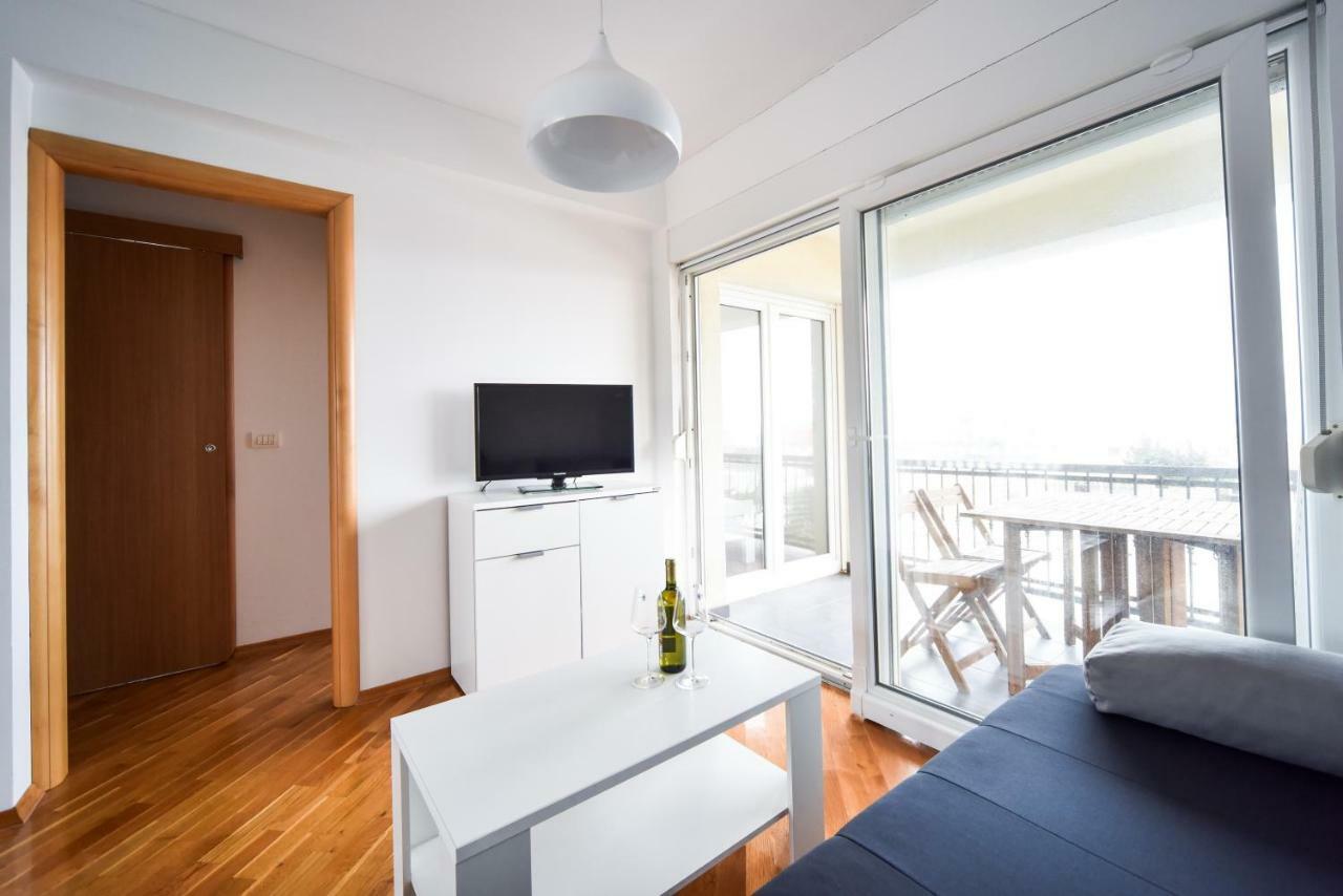 Apartment Dream Nin